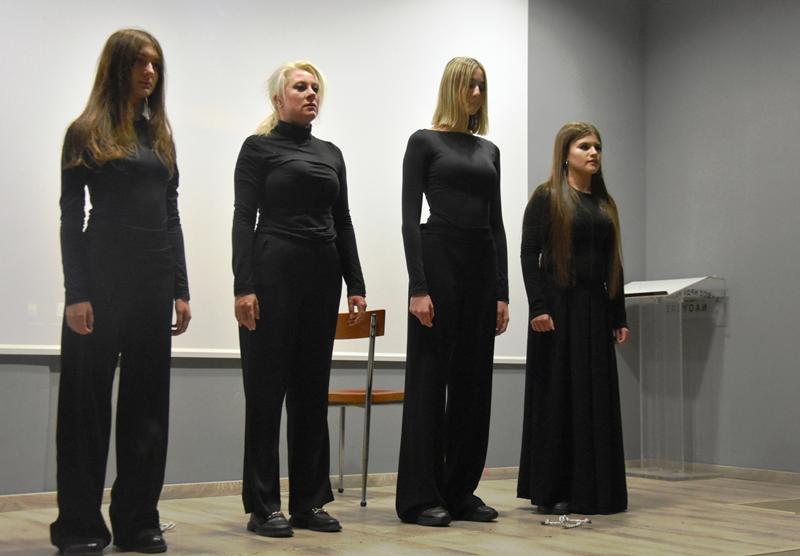 Απόλυτα πετυχημένη η εκδήλωση για την Παγκόσμια Ημέρα Εξάλειψης της Βίας κατά των Γυναικών στη Νάουσα